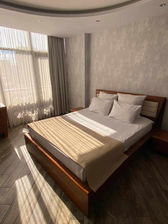 Hotel Light Palace باتومي المظهر الخارجي الصورة